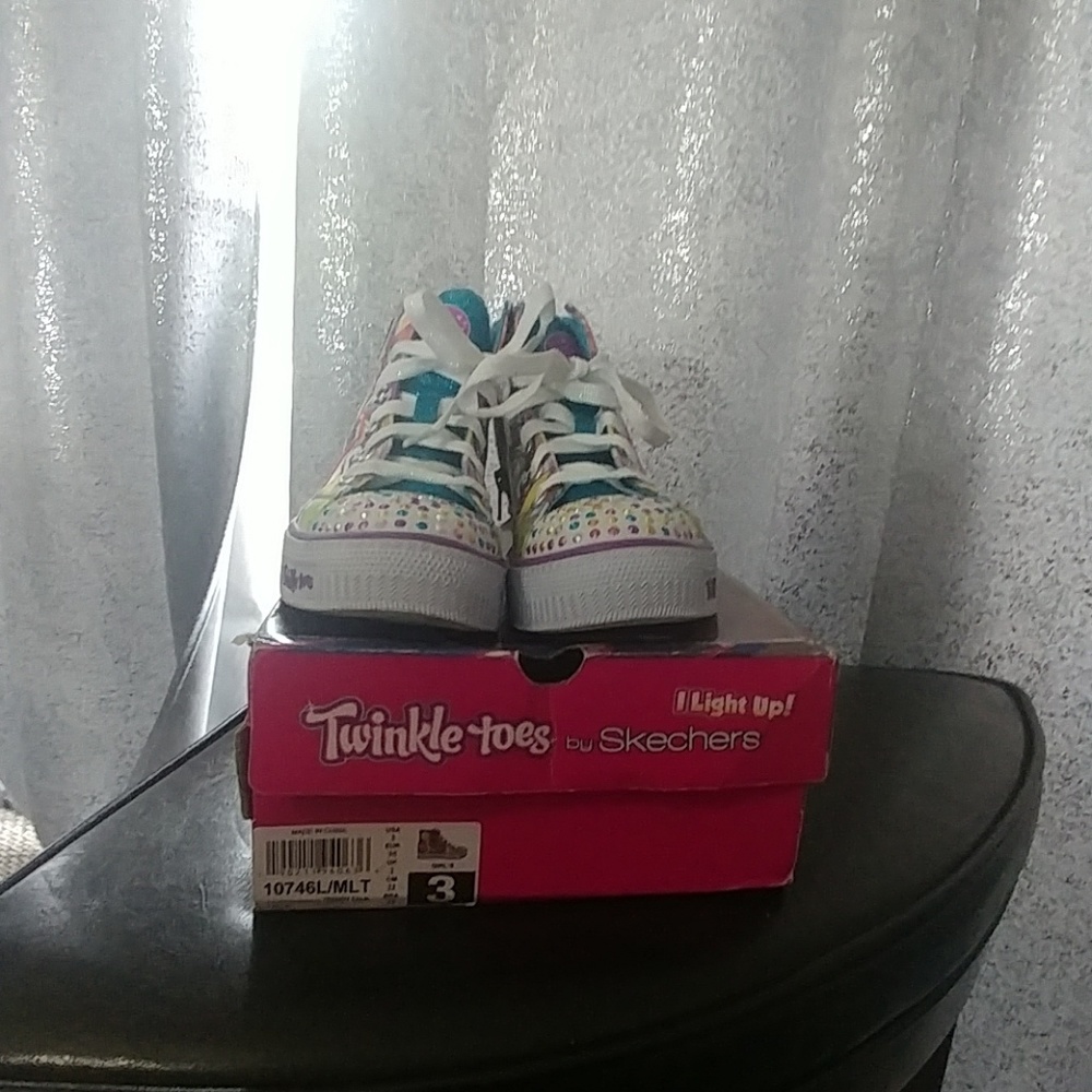 Exclusive "trendy talk" twinkle toes.